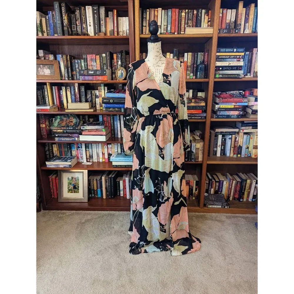 Lulu's wondrous water lilies black floral print maxi dress nwt sz S - Picture 2 of 7